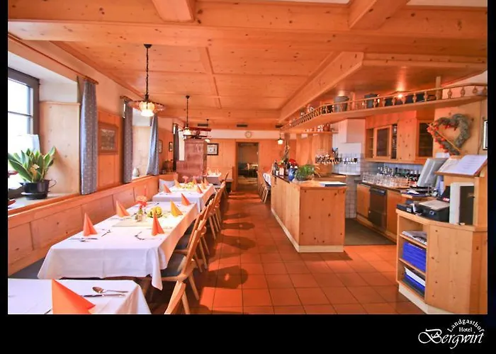 Bergwirt Hotel 3*