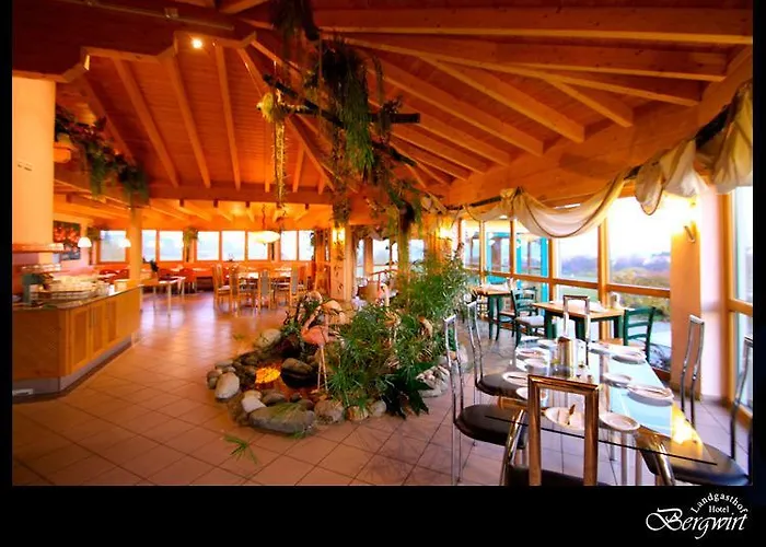 Bergwirt Hotel 3*